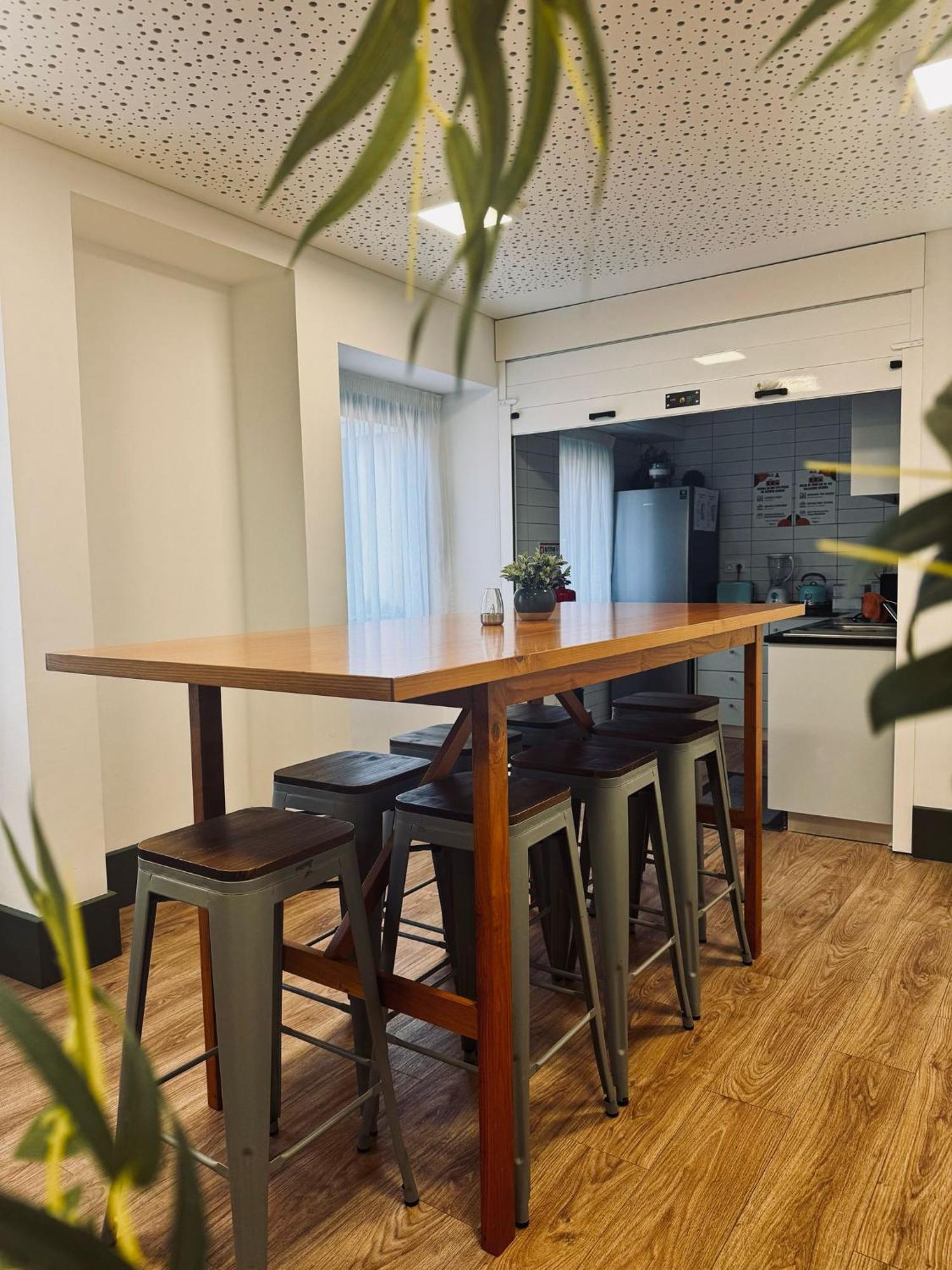 Alianca Cafe & Hostel